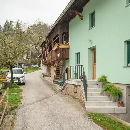 Appartement Zelena Hisa Pri Bjov